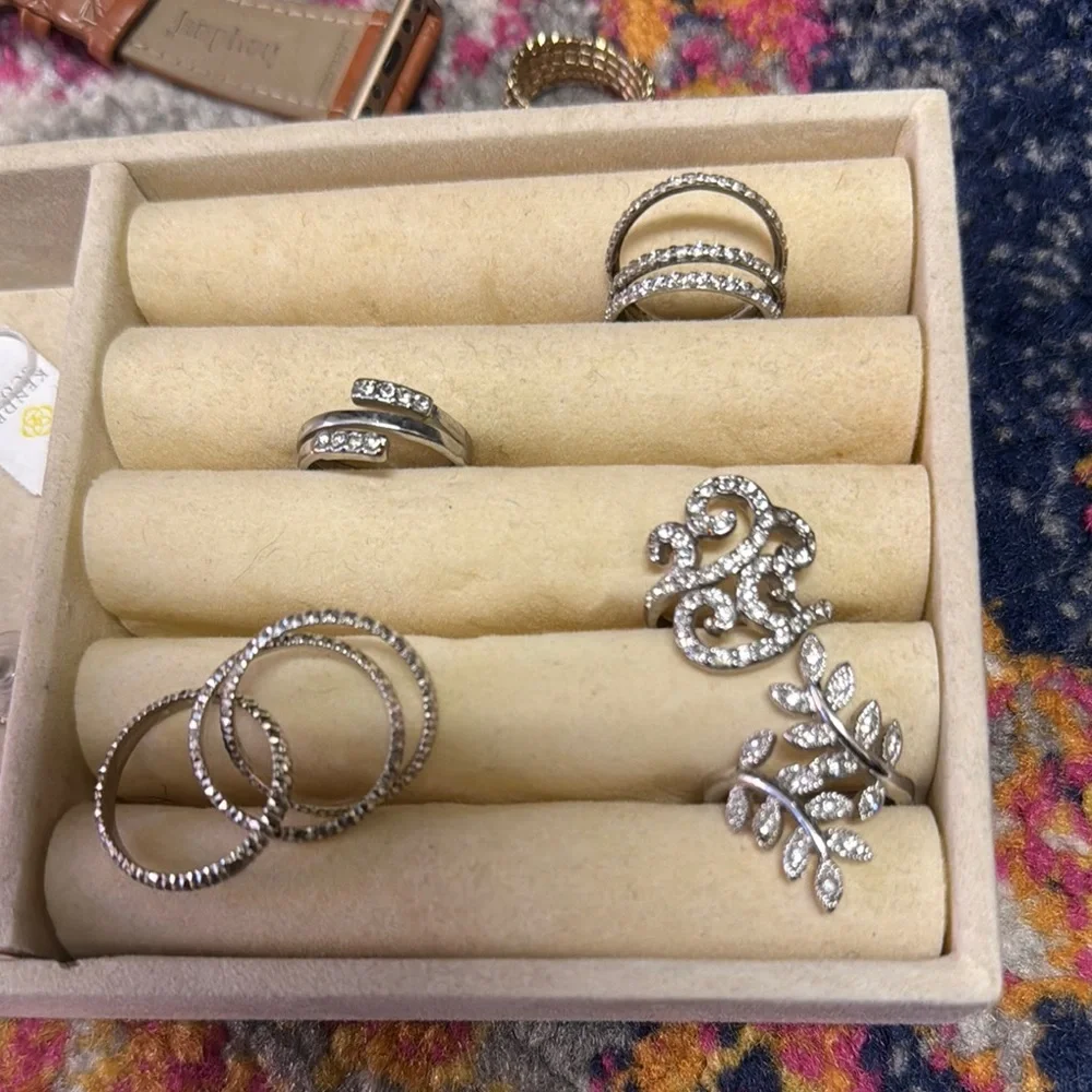Elegant Silver Cocktail Rings Set